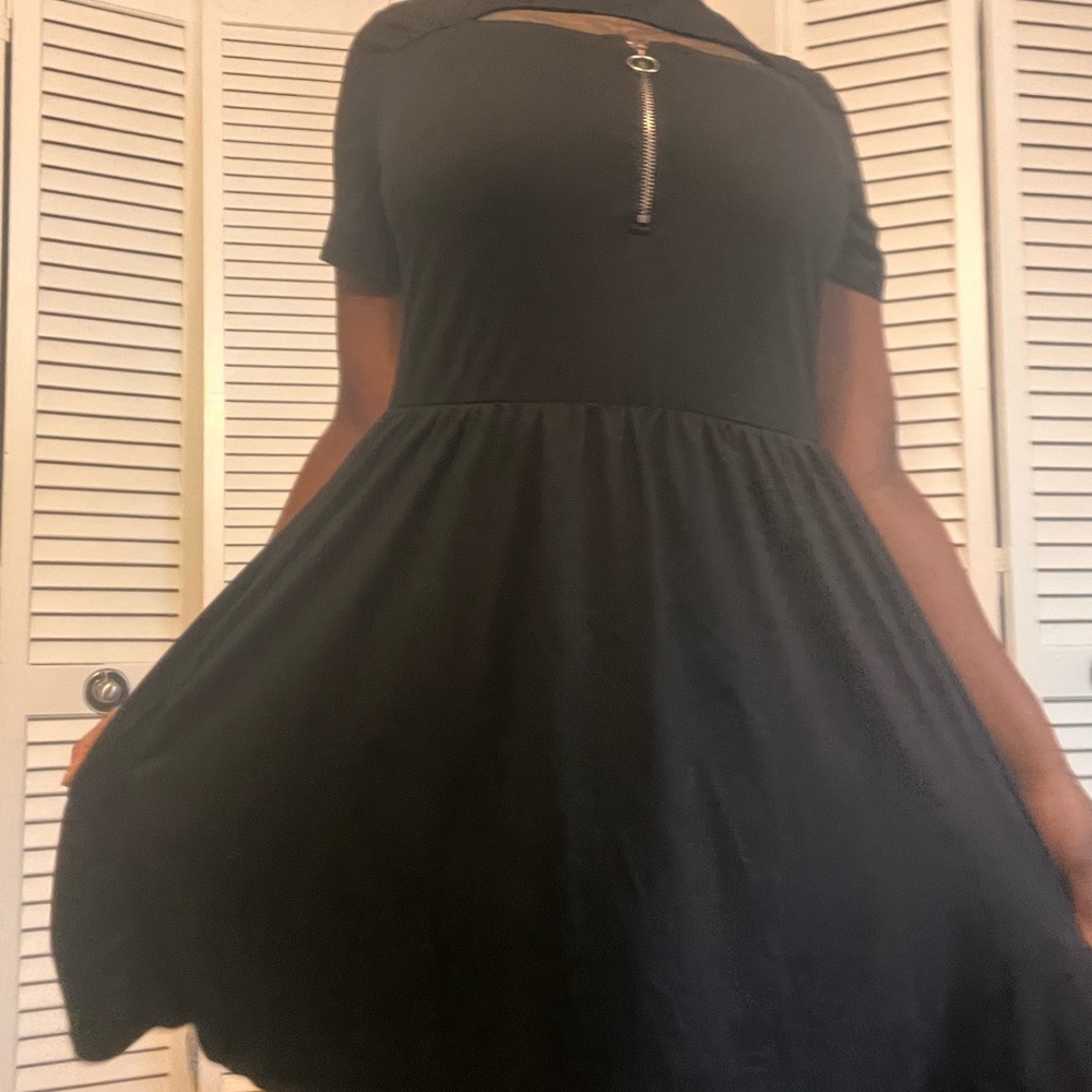 Hot Topic Black Mini Dress with Zipper